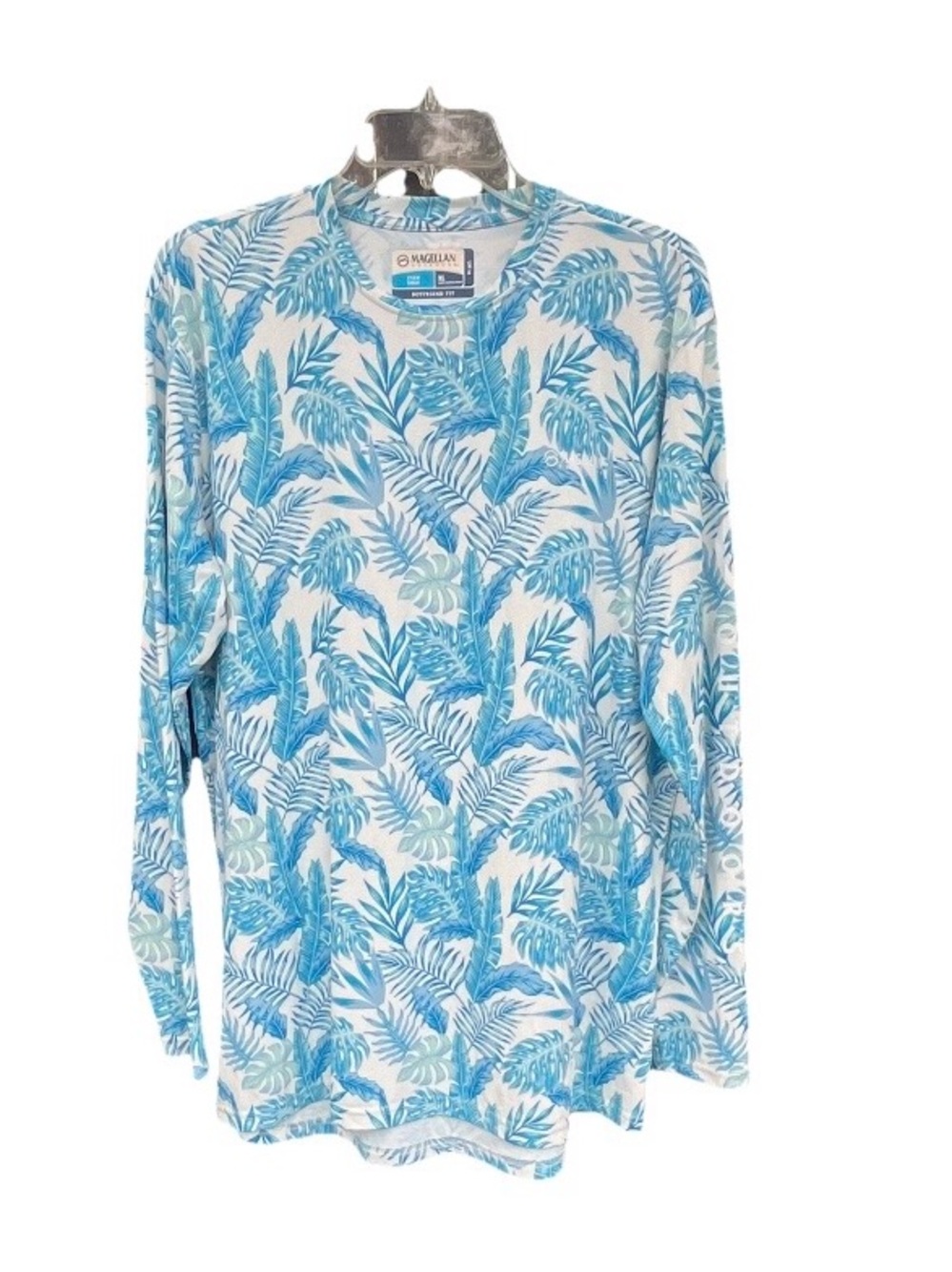 Magellan Outdoors Blue Palm Leaf Long Sleeve Shirt